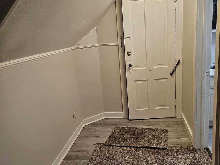 20 Birch Cres #7 — Photo 7