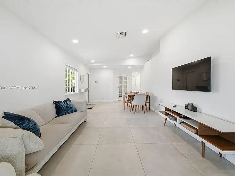 4952 SW 32nd Ave #140 — Photo 9