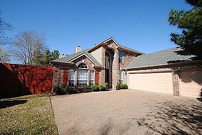 3rd image of 2537 Royal Birkdale Dr