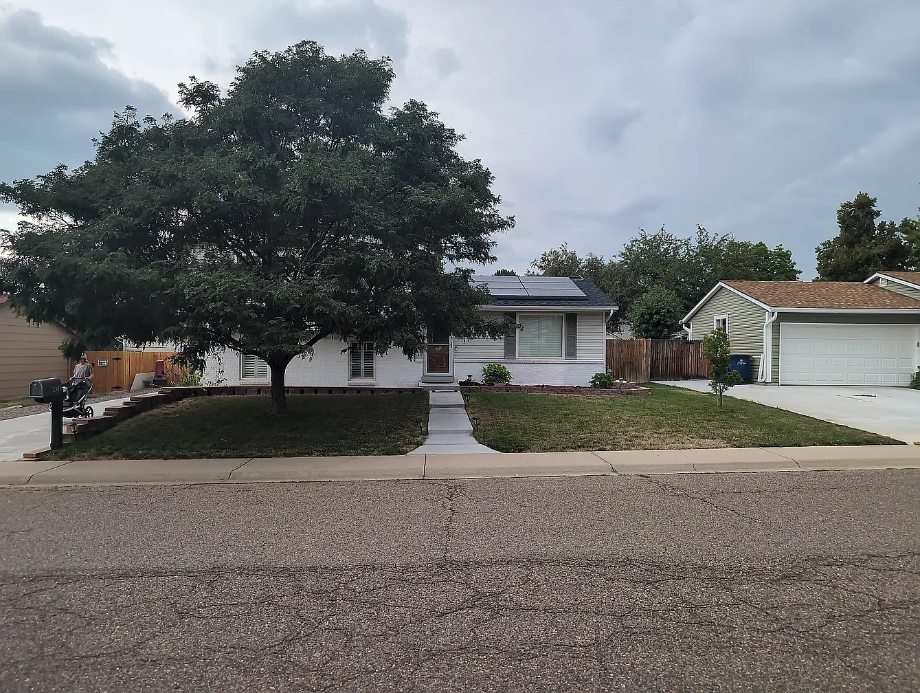 4 bed, 2.5 bath, 2000 sqft, $3,300 — Photo 1