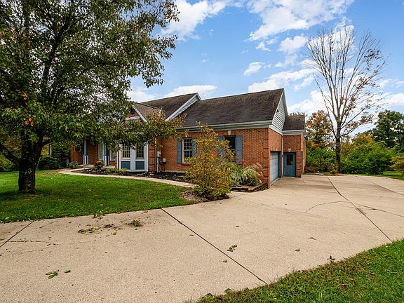 4th image of 11270 Sunny Ln