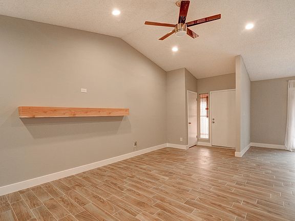 5th image of 17625 N 45th Ave