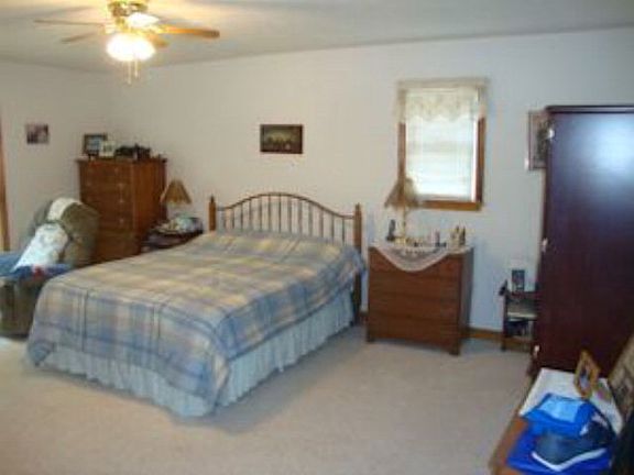 2nd image of 11 Bradford Dr