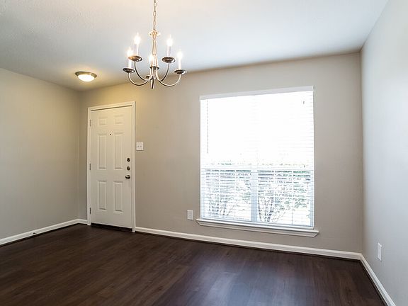 4th image of 12410 Greencanyon Dr