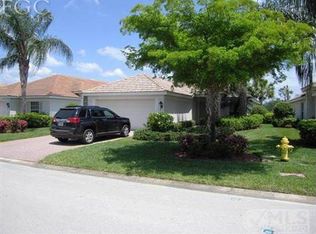 10033 Oakhurst Way, Fort Myers, FL 33913