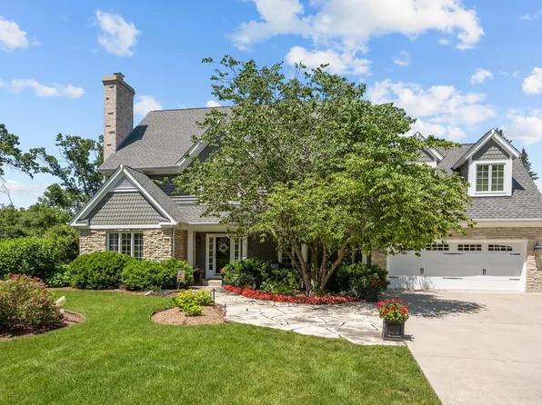 1100 Studio Ln, Riverwoods, IL 60015