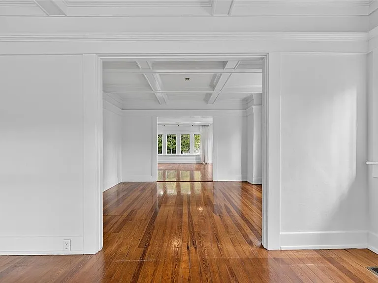 3003 W Harbor View Ave — Photo 13
