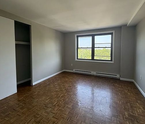2nd image of 1113 Riverside Ave #4G