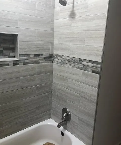 724 Pleasant St — Photo 13