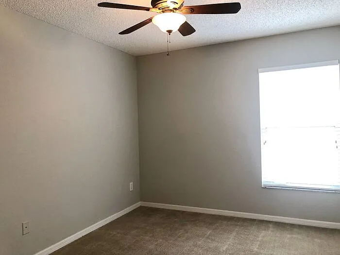 590 Horseman Dr — Photo 21