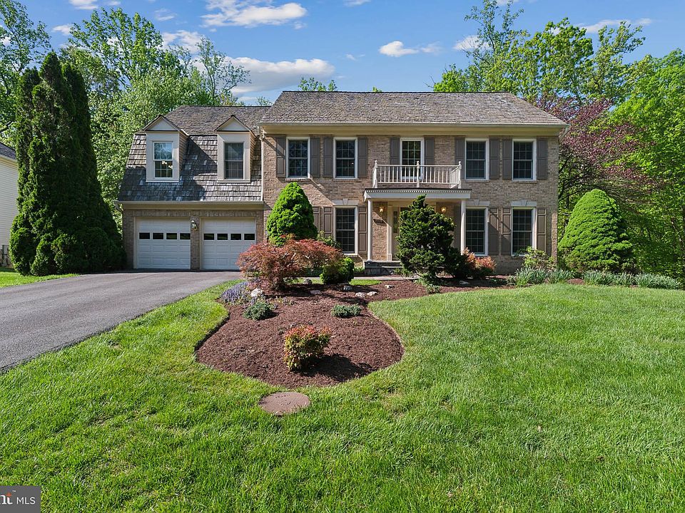 1st image of 10119 Homar Pond Dr