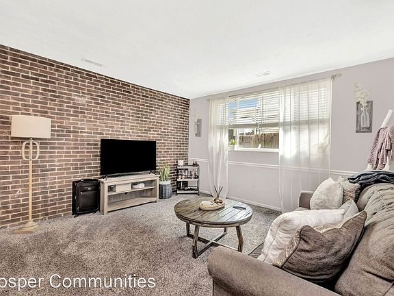 2nd image of 721 Delta Ave APT 1