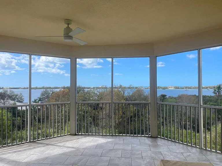 260 Hidden Bay Dr #401 — Photo 14