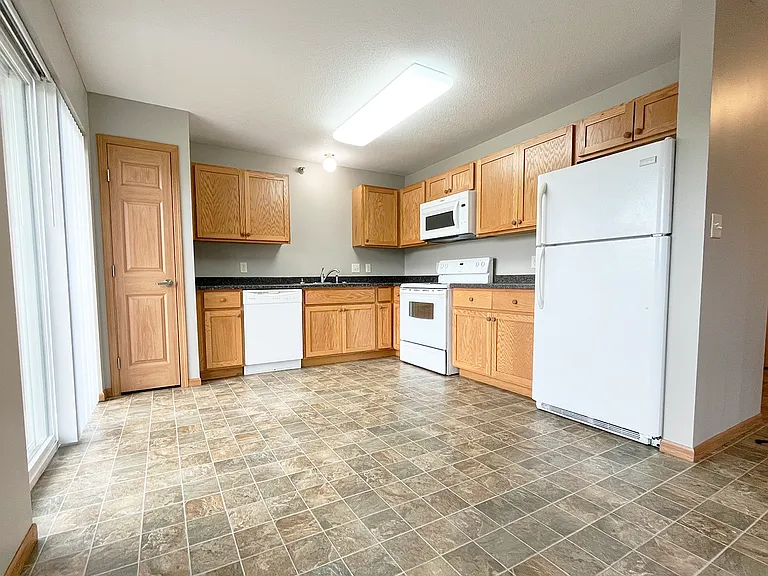 Ashley Estates — Photo 23