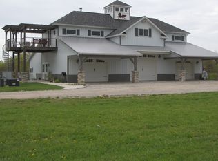 6153 S River Rd W, Geneva, OH 44041