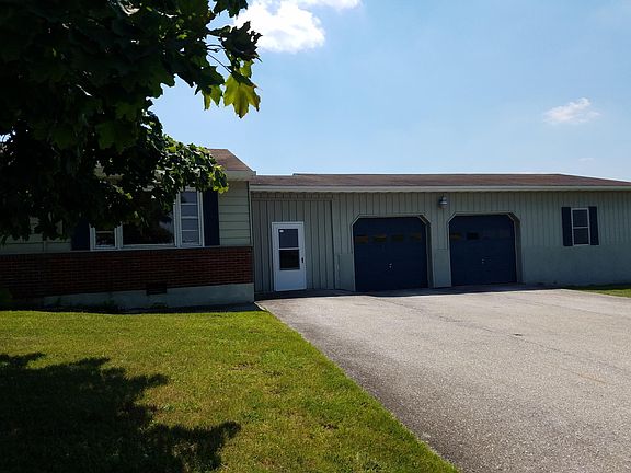 Ranch type home, oversized garage