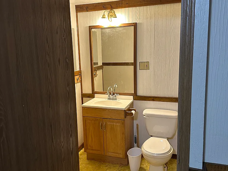 400 Sumner St #1 — Photo 13