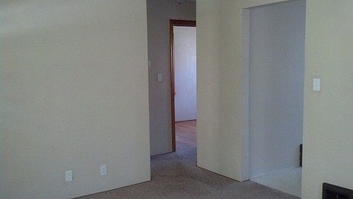 1st image of 10604 E Lexington Ave