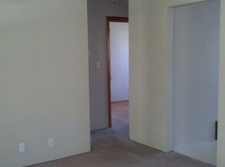 10604 E Lexington Ave, Sugar Creek, MO 64054