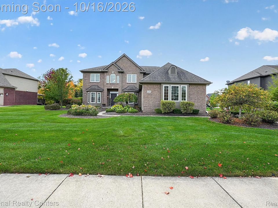 52347 Ferndale Dr, photo 3