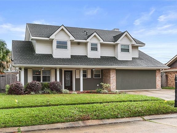 2nd image of 4004 Lake Trail Dr