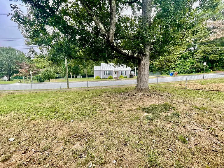 420 S Government St — Photo 22