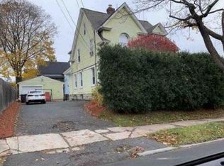 135 Columbia St, New Britain, CT 06052