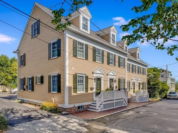 16 Ship St Unit 16, Newburyport, MA 01950