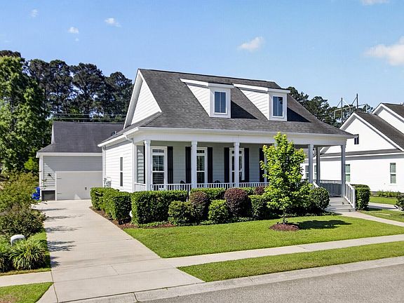 2nd image of 4152 Home Town Ln