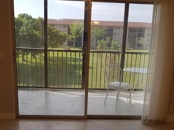 12550 SW 15th St APT E304, Pembroke Pines, FL 33027