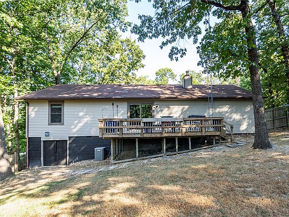 5th image of 7 Coniston Ln