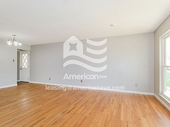 59335_003_living_room_13635062.jpg