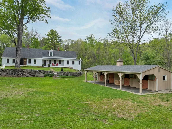 52 Lyford Road, Brookfield, NH 03872