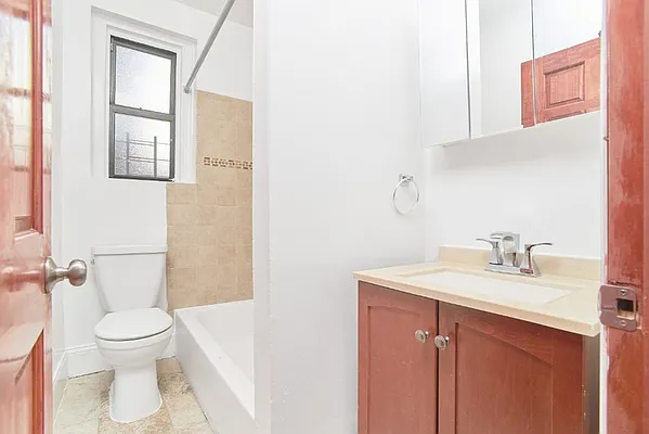 Rented by Shamco Management Corp | media 17