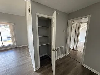 1404 Gause Blvd #6 — Photo 8