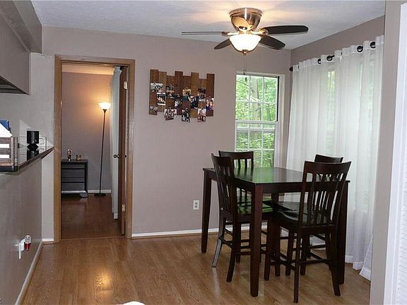 Dining room/Kitchen