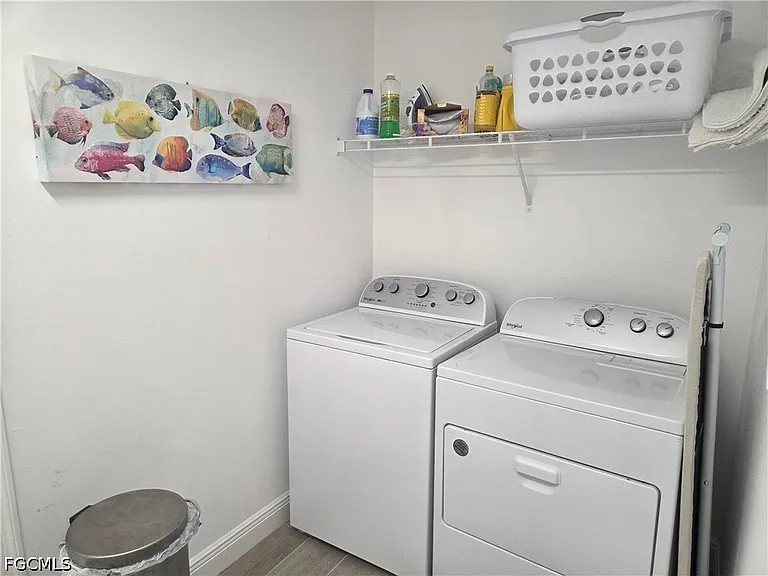 2156 Edison Ave — Photo 12