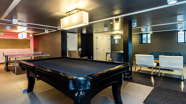 Rented by Nooklyn NYC LLC | media 110