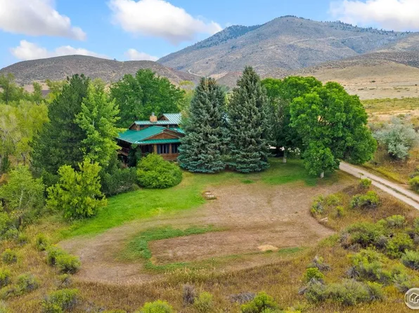 8205 Stag Hollow Rd, Loveland, CO 80538