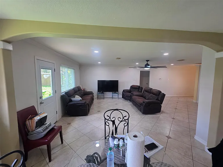 12531 La Rochelle Dr — Photo 12