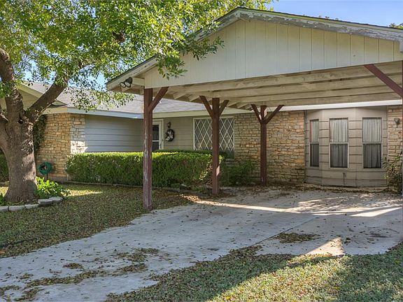 2nd image of 5118 Village Ct