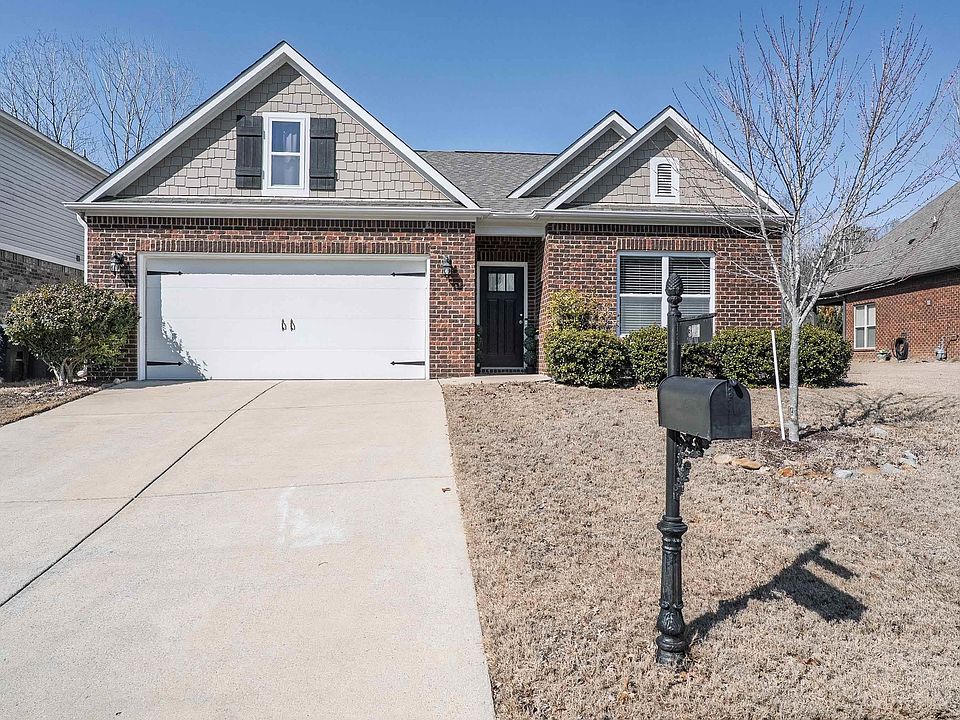 1st image of 305 Chapel Hill Trl