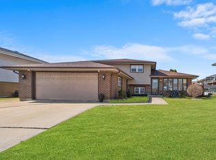 16630 Paxton Ave, Tinley Park, IL 60477