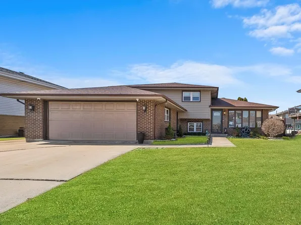 16630 Paxton Ave, Tinley Park, IL 60477