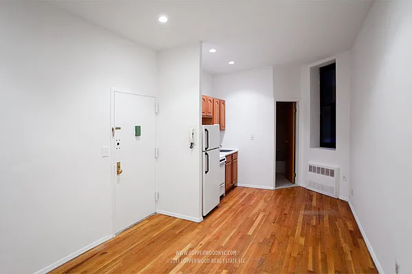 Rented by Copperwood Real Estate | media 31