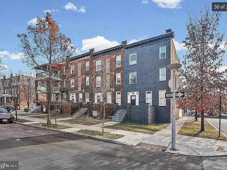 2301 Whittier Ave #2 — Photo 30