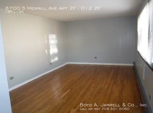 8700 S Merrill Ave APT 2F, Chicago, IL 60617