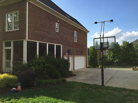 Driveway / Basketball