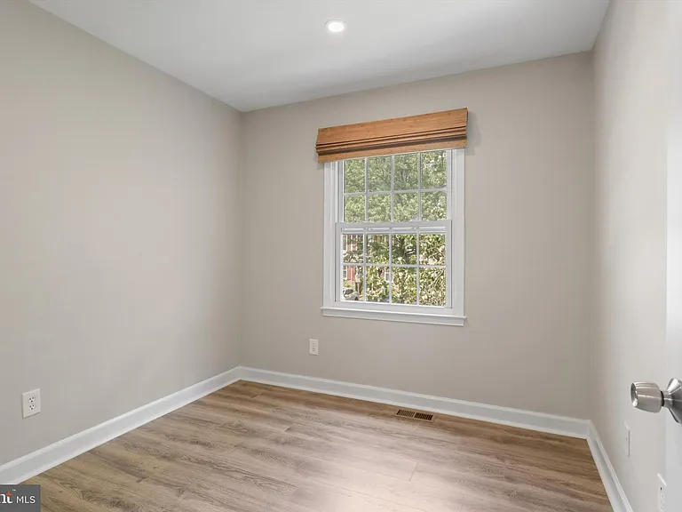 8583 Tyrolean Way — Photo 13
