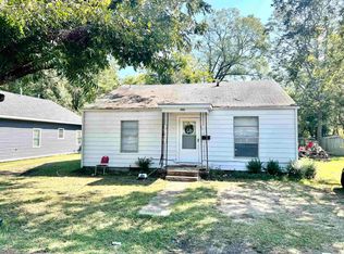 1032 S 12th St, Arkadelphia, AR 71923